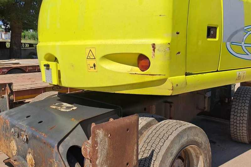OmecoHub - Immagine NEW HOLLAND MH CITY
